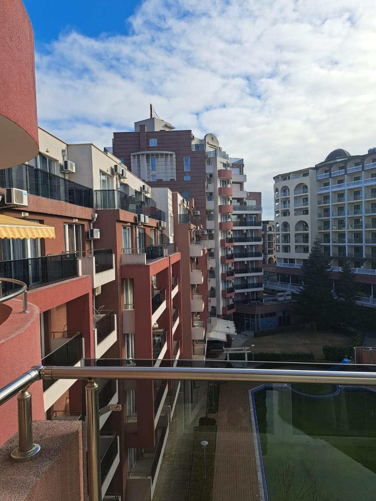Admiral Plaza Sunny Beach Exterior photo